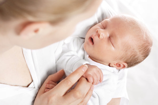 Our Newborn Feeding Guide