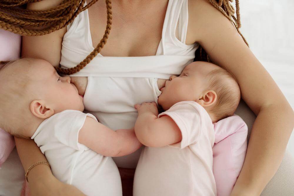 Twins breastfeeding | Nourish Baby